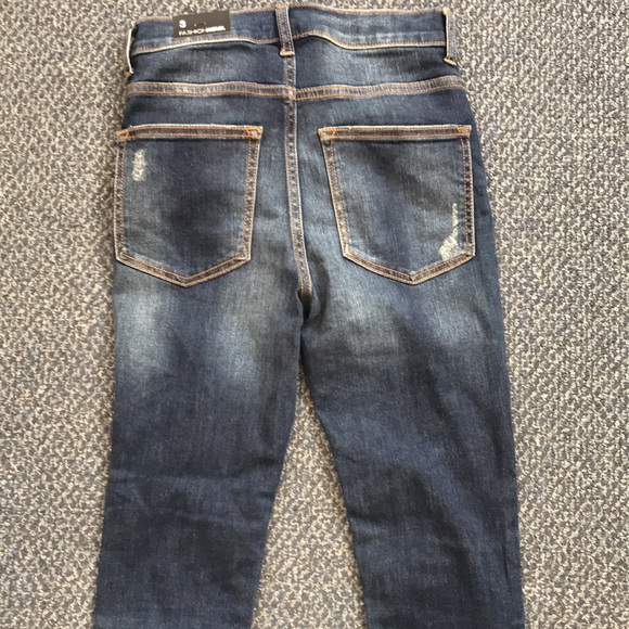 Fashion Nova Causing a Commotion Skinny Jeans - Picture 6 of 8